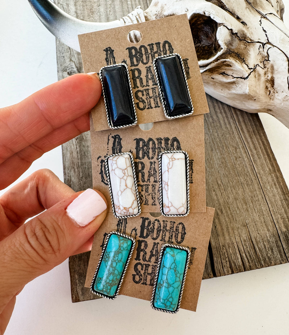 Rectangle Bar Earrings - WHITE STONE