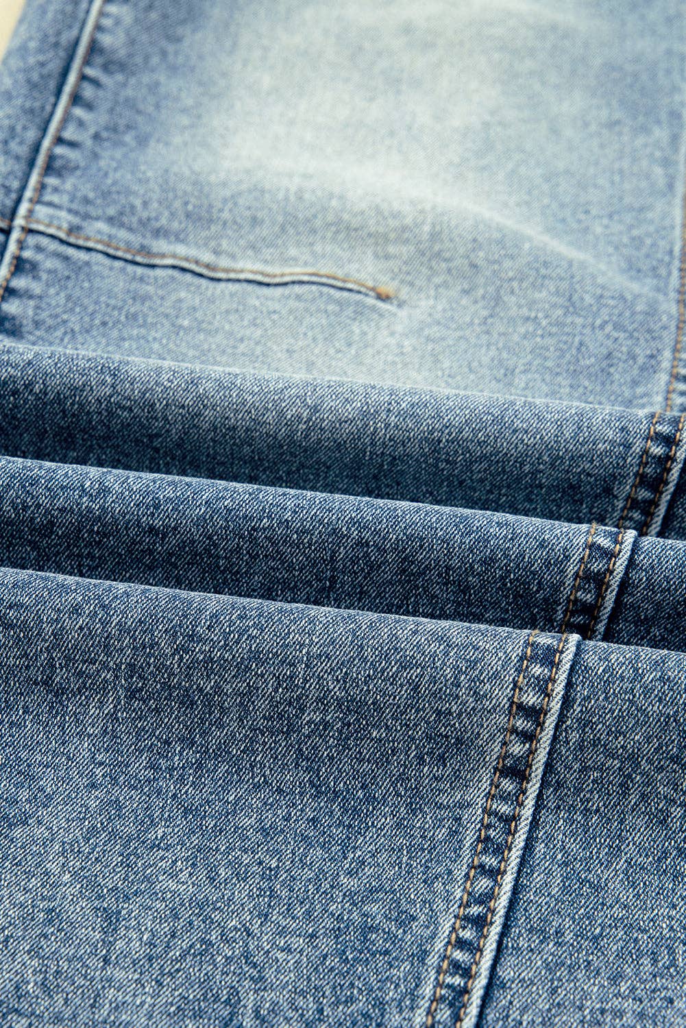 Vintage Washed Seam Detail stretchy barrel Jeans